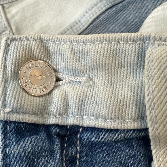 Hollister Blue and Light Blue Jean Shorts - Picture 9 of 14